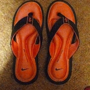 Nike flip flops